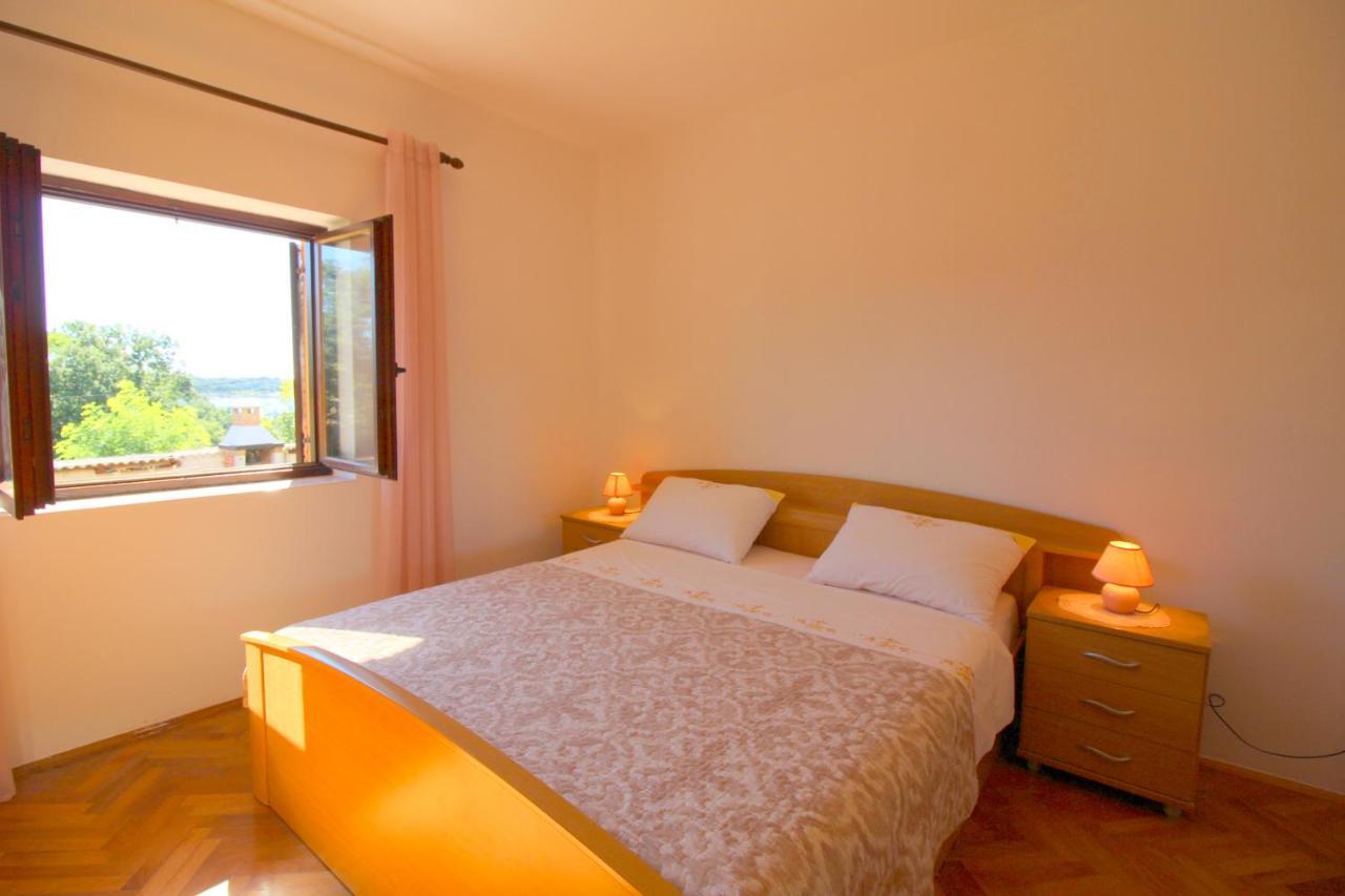 Apartment Liliana Near Beach Poreč Extérieur photo