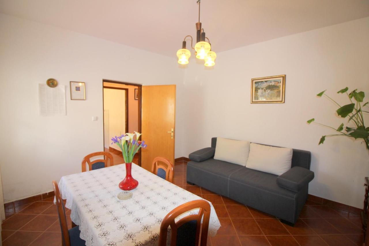 Apartment Liliana Near Beach Poreč Extérieur photo